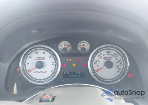 2011 Ford Focus S z USA, uszkodzony, nr VIN 1FAHP3EN2BW125544